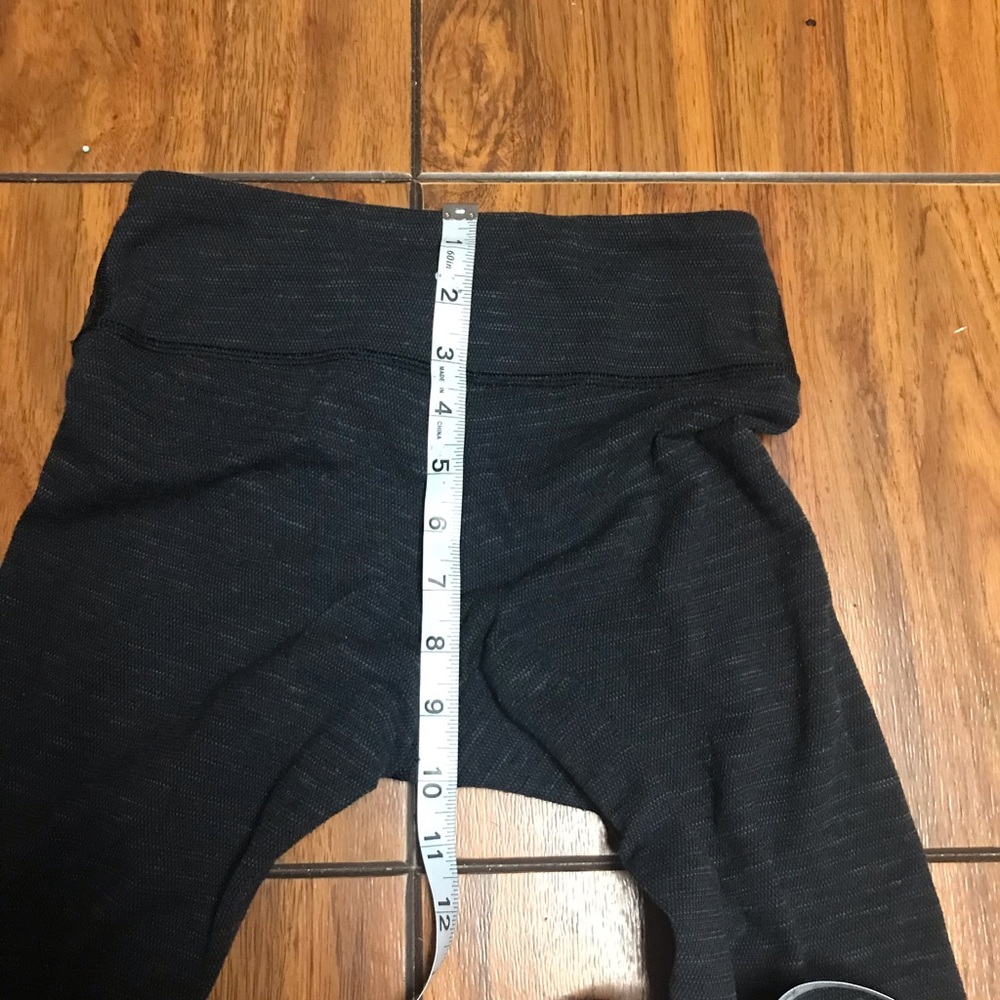 Lululemon Wunder Under Crop Gray - Picture 6 of 12